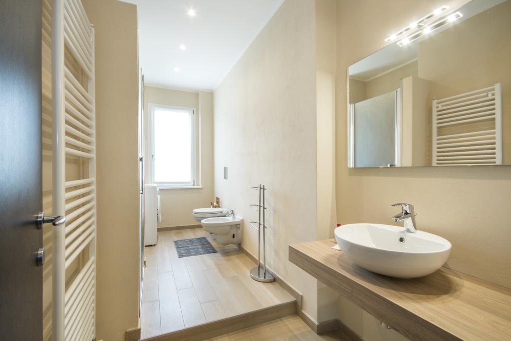 Apartament Casa Foscolo Villa Guardia Zewnętrze zdjęcie